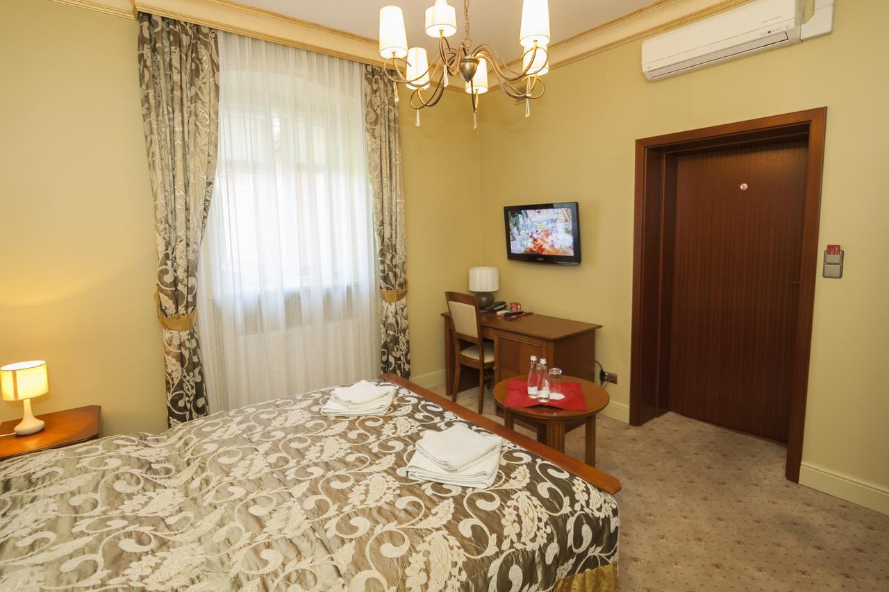 Hotel Przy Mlynie Ρίμπνικ Εξωτερικό φωτογραφία