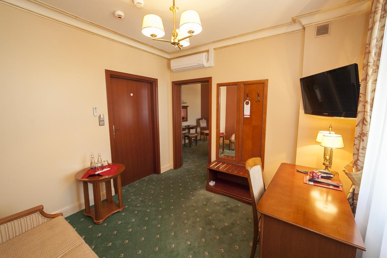 Hotel Przy Mlynie Ρίμπνικ Εξωτερικό φωτογραφία